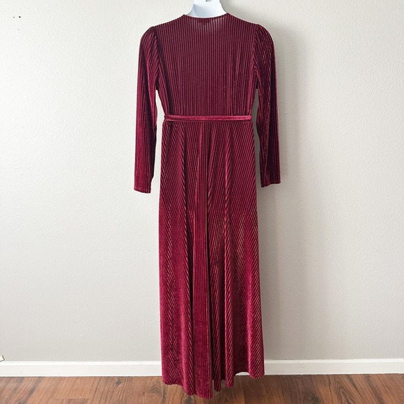 BALTIC BORN Jada Mulberry Burgundy Velvet Ribbed Wrap Maxi Dress‎ Size XL - Picture 5 of 8